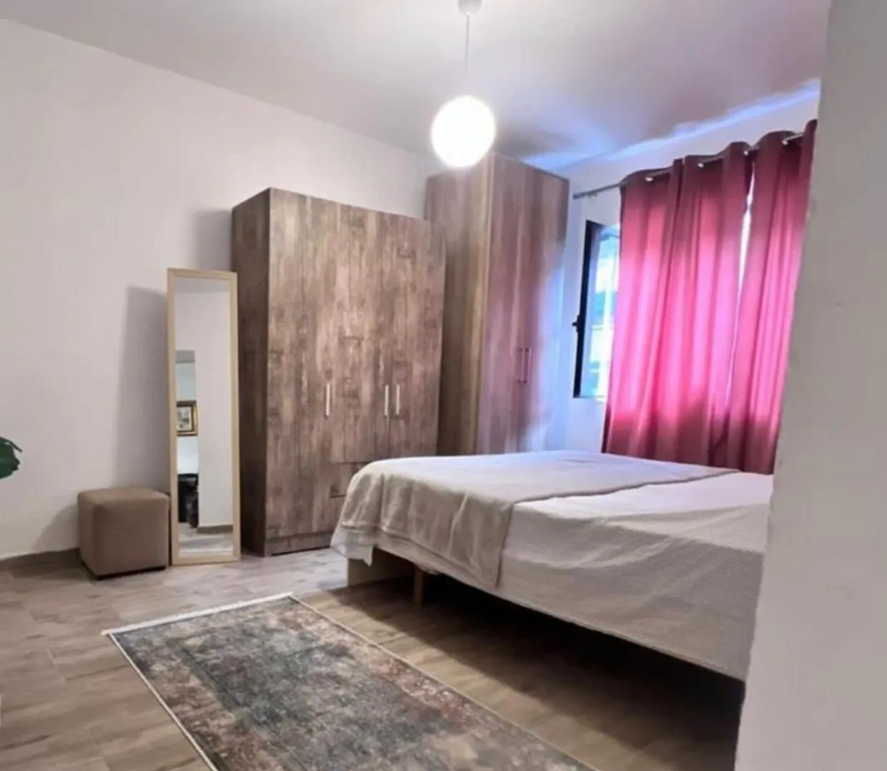 21 Dhjetori Apartment Tirana Albania